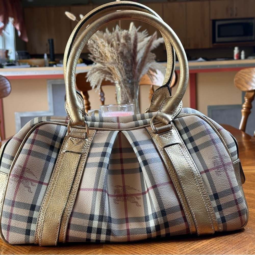 Burberry Haymarket Check PVC Leather with Gold Accents & COA - Picture 9 of 10